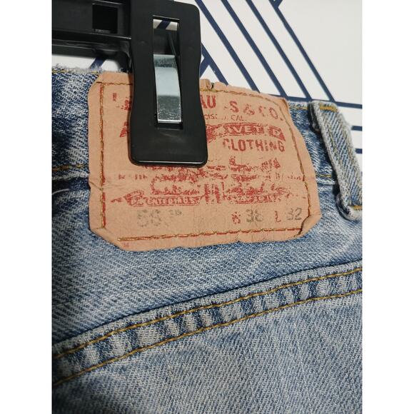 Mens Levi 569 Denim Shorts Size 38 - Picture 3 of 4